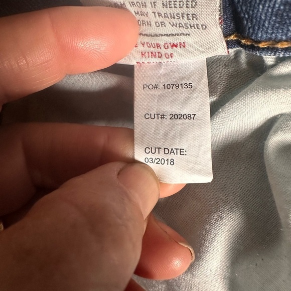 Torrid  size 22S light wash distressed denim Bermuda shorts.EUC - Picture 5 of 11